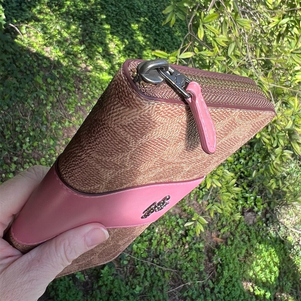 COACH Long Zip-Around Wallet Tan/Pink Signature Canvas & Leather w Gold Hardware - Picture 8 of 10